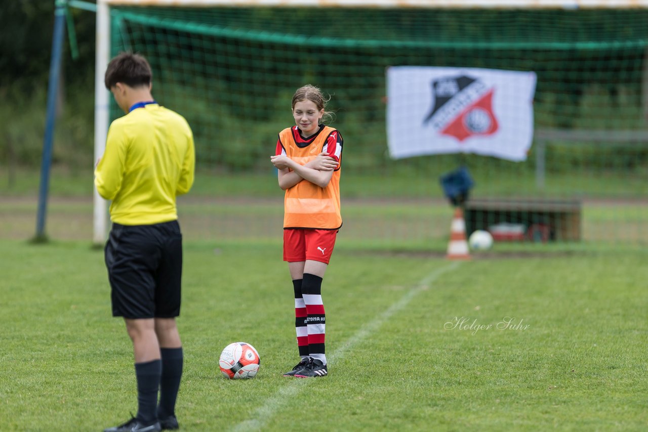 Bild 108 - Loewinnen Cup